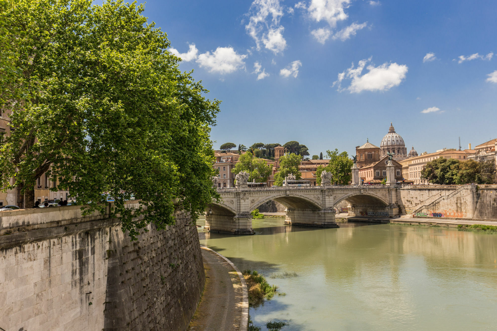 The Bridge 3* Roma