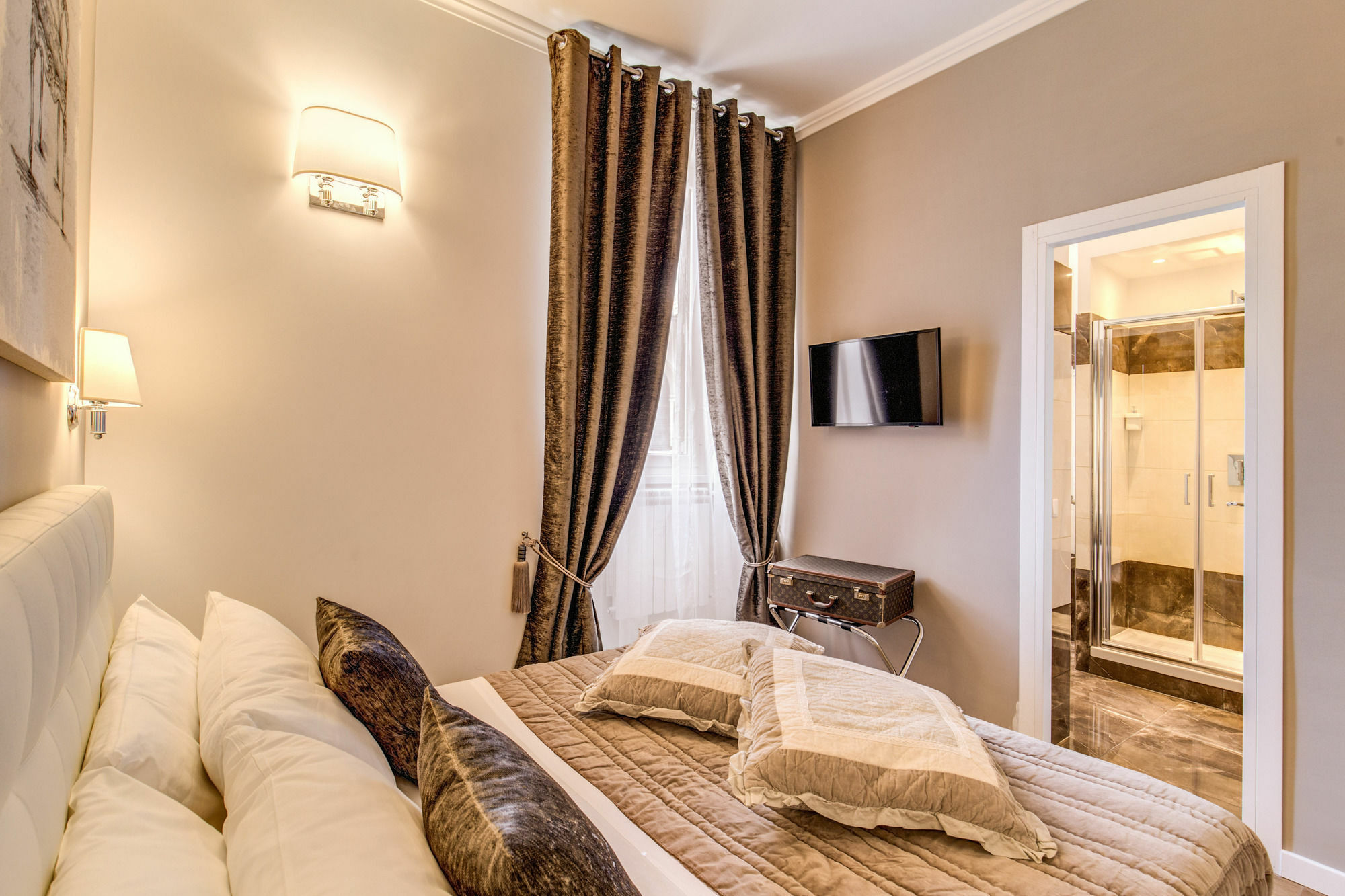 Guest house The Bridge 3*